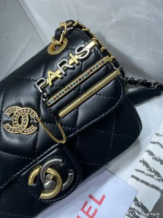 First Bag Ru FLAP BAG MINI CHANEL 0605